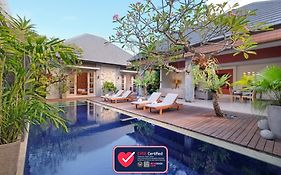 The Wolas Villas